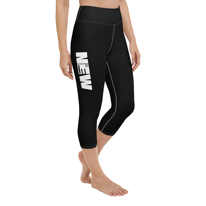 new PANDA 90s Capri Yoga Leggings product image (2)