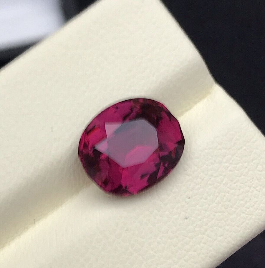Garnet Precious Quality Stone, Pyrope Almandine Garnet Stone, Red Garnet Crystal product image (6)