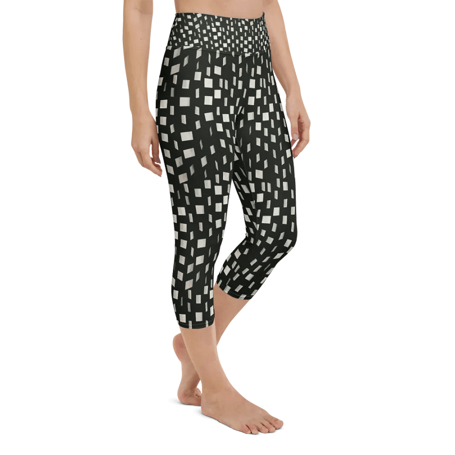 Dancing Tiles Capri Leggings product image (2)