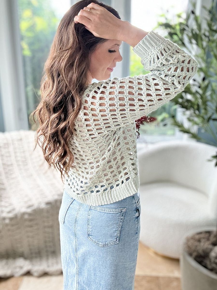 Peek-A-Boo V Neck Crochet Pattern product image (3)