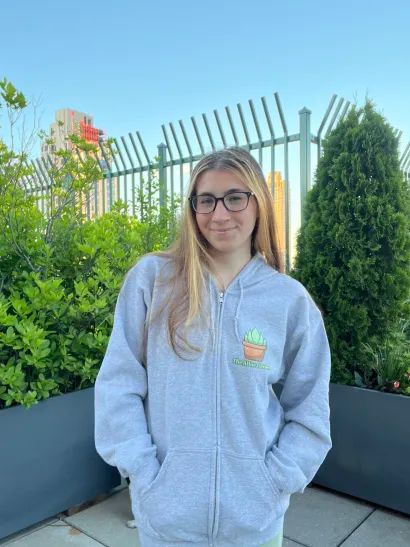 The Alloe Garden Zip-Up product image (2)