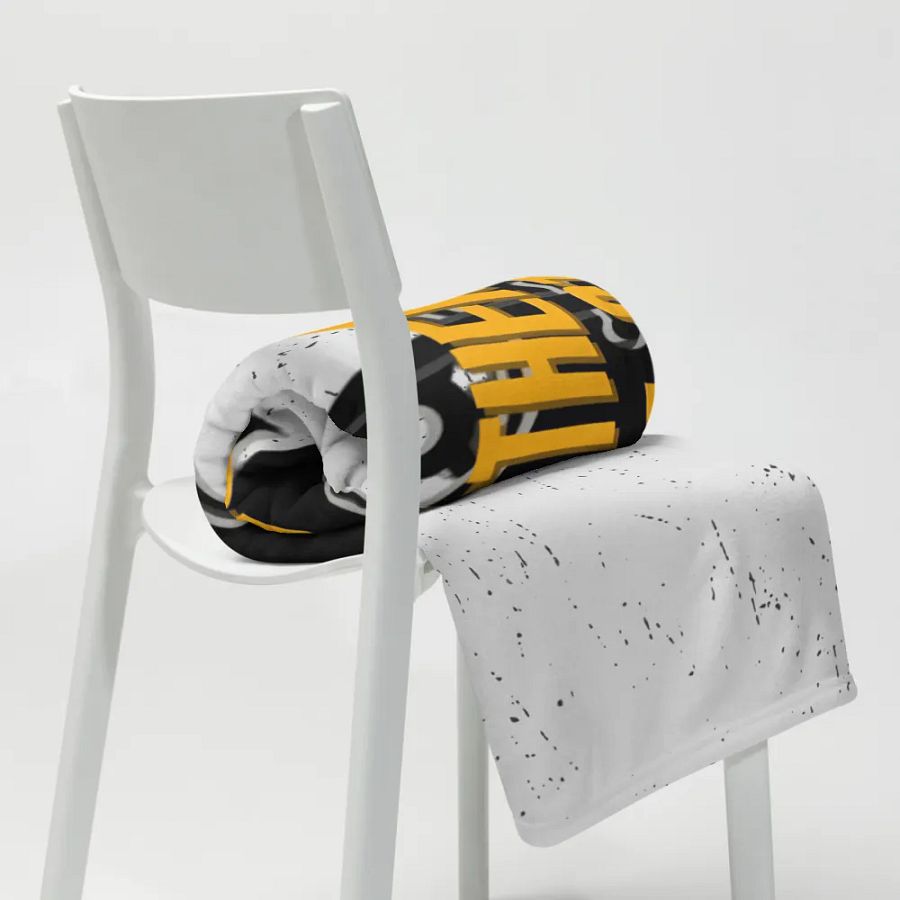Brotherhood Of Steel Throw Blanket product image (20)