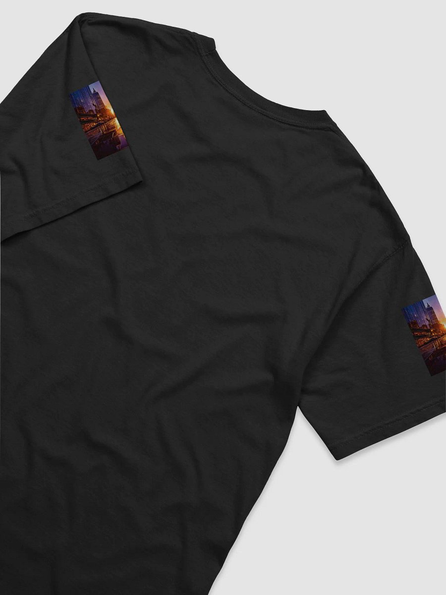 Urban Sunrise Reflection T-Shirt product image (4)