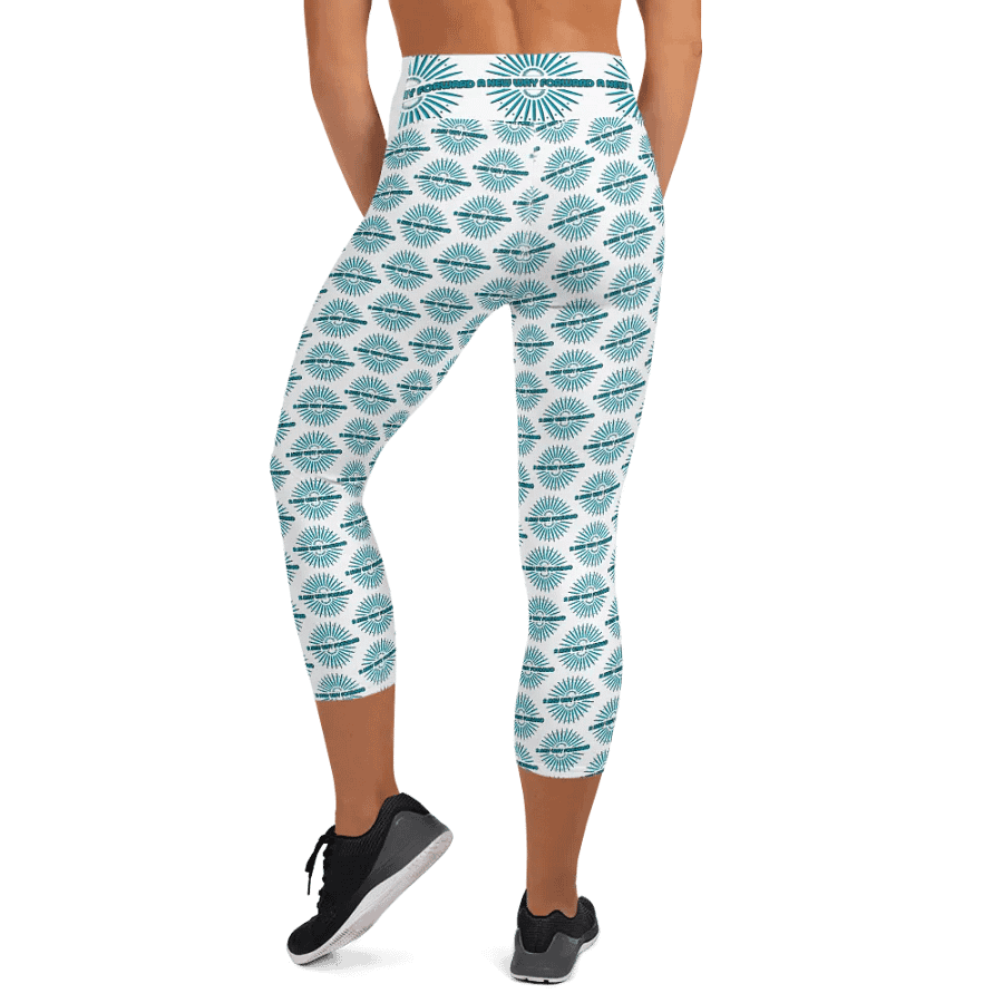 A NEW WAY FORWARD Zen Yoga Capris product image (5)