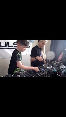 @djamberd & Pulsar B2B now uploaded onto YouTube pulsardj01 

Massive thanks to Amber for coming to sort the stream out and f...