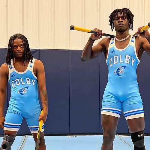 #wrestling #wrestlerlife #wrestlinggear #wrestlingteam #wrestlingcommunity #collegewrestling #abs #amatuerwrestling #wrestler...