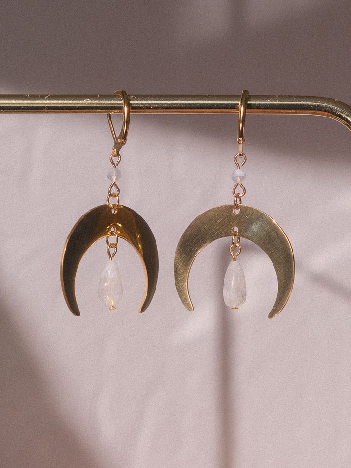 Lunar voice - Moonstone & blue lace agate earrings product image (2)