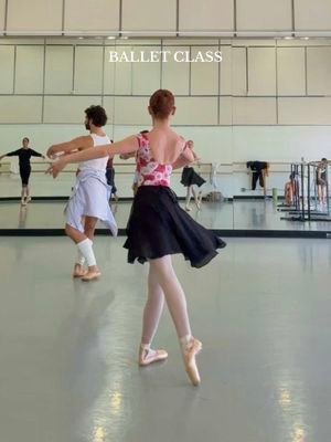 secretly filming my ballet class 🫢 #ballet #ballerina #pointe #pointeshoes #dance #dancer #ballettok #balletcore #balletclass 