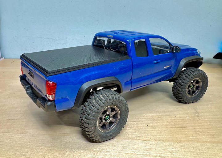 FMS Fcx24 Tacoma Bed Cover product image (2)