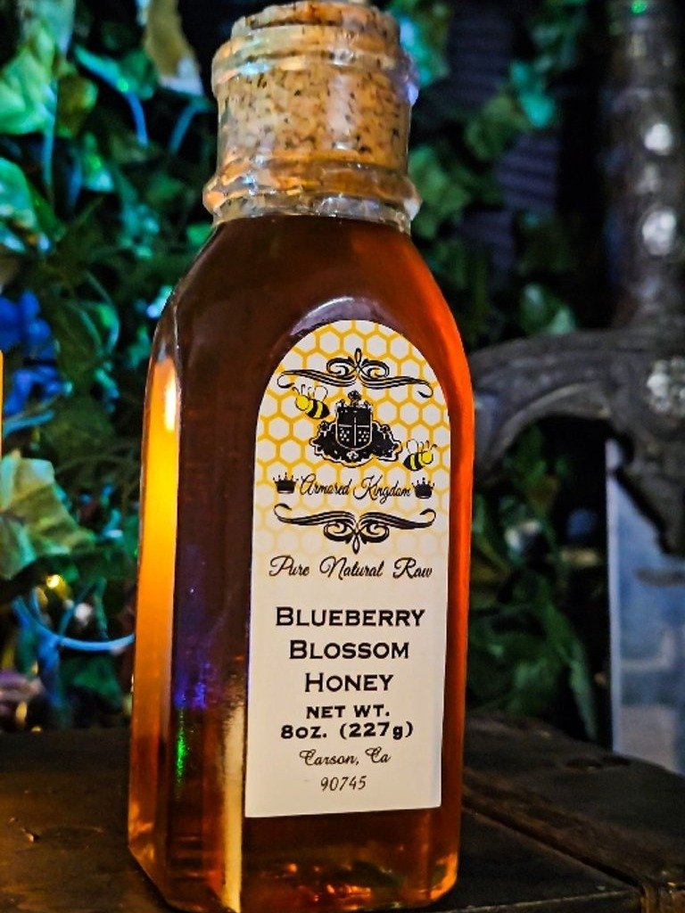 The Armored Kingdom Premuim Blueberry Blossom Honey Bottle(8oz) product image (3)