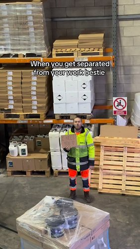 They have a whole love hate on and off again thing don’t worry. 

Poor Chris can’t even have 2mins upstairs before Craig is m...