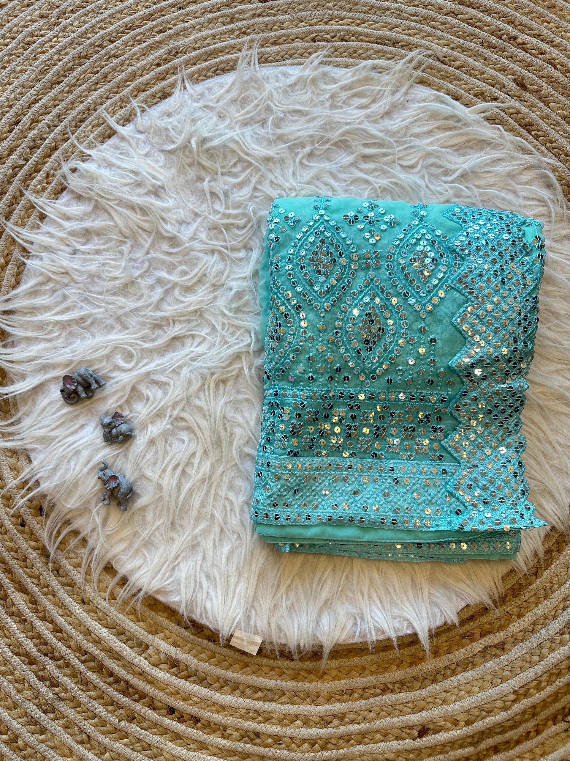 Superb Soft Refined Georget Silk Saree With Lucknowi Thread Chikankari product image (5)