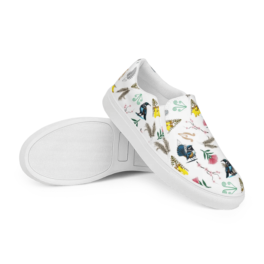 NZ Blooms and Birds Slip-On Canvas Shoes (White) product image (7)