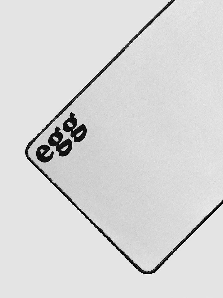 Cracked product image (2)