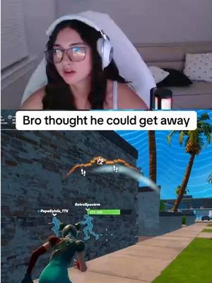 Not me dropping loot mid push 😭 #smallstreamer #girlgamer #gamingtok #fortnite #gamingclips 