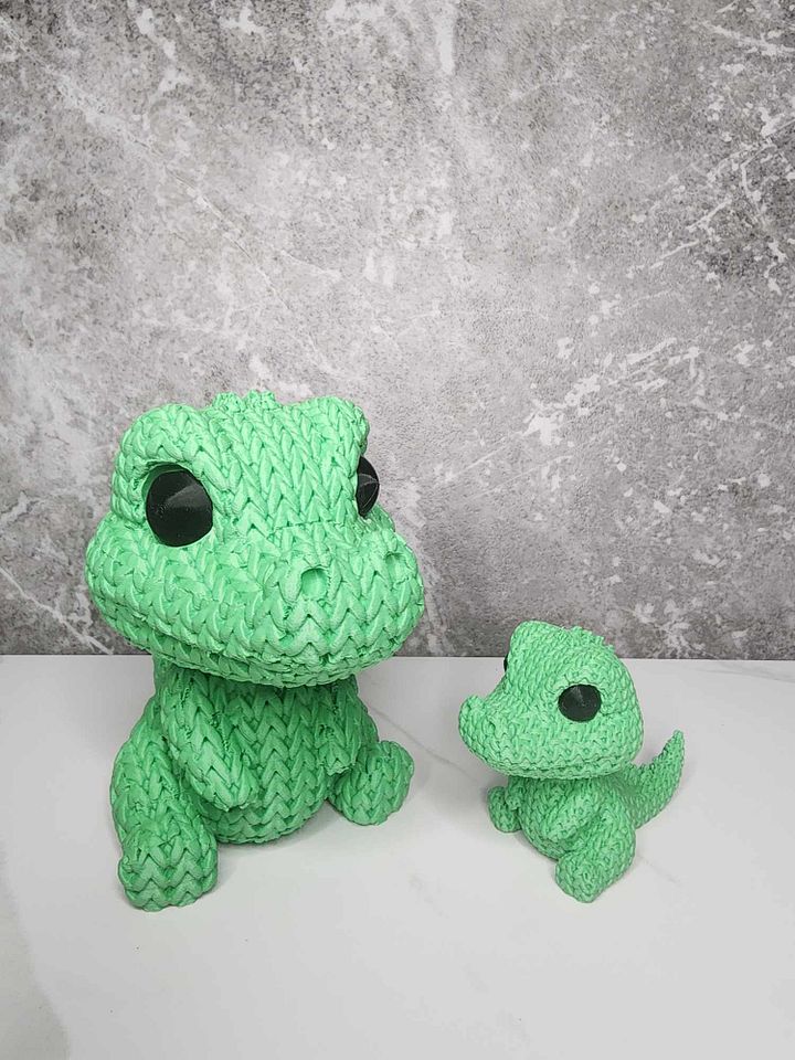 "Knitted" Crocodile product image (1)
