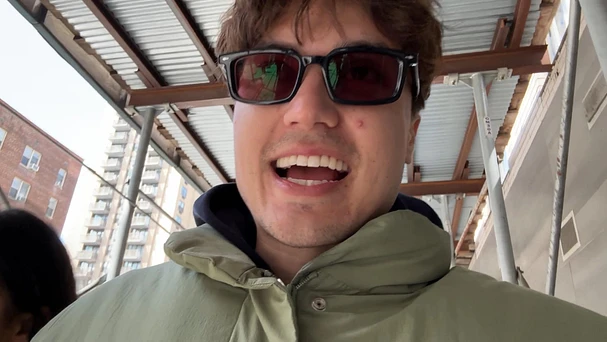 Video thumbnail