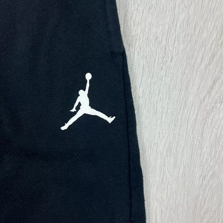 Jordan Boys Black Sweat Shorts Size 12-13 Years product image (2)