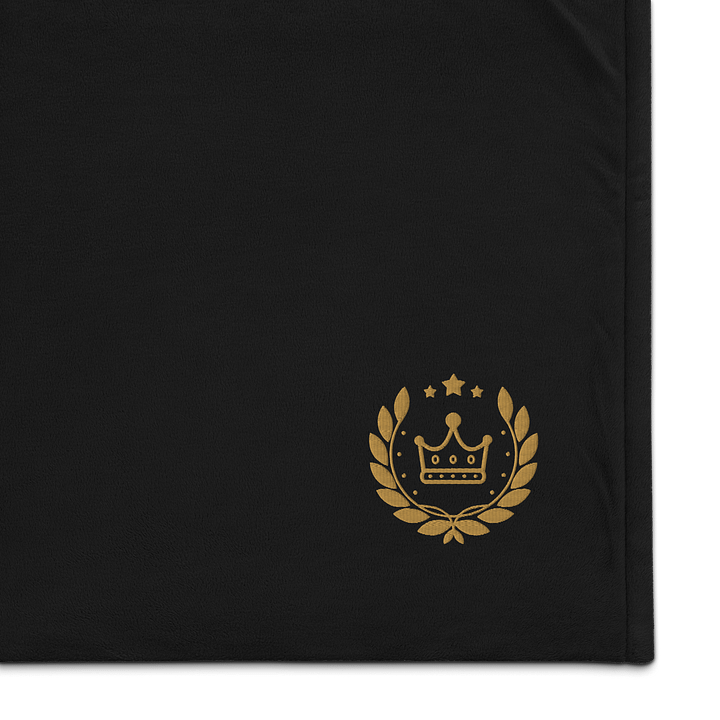 Luxury 88 Crown Sherpa Blanket product image (1)