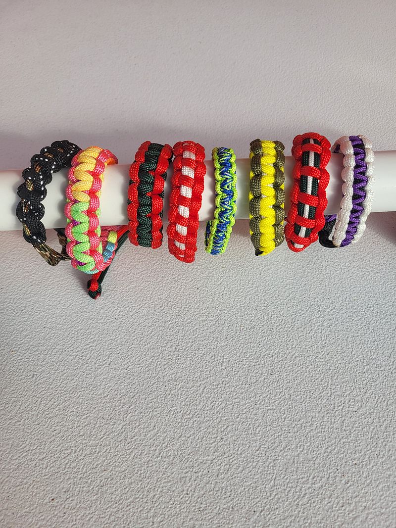 Tight Knot Paracord Bracelets