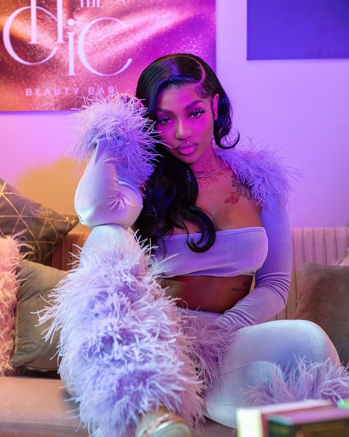 Jada Kingdom - Gen Z Jezebel (RAW) product image (1)