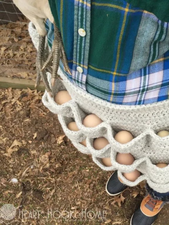 Egg-cellent Egg Apron product image (1)