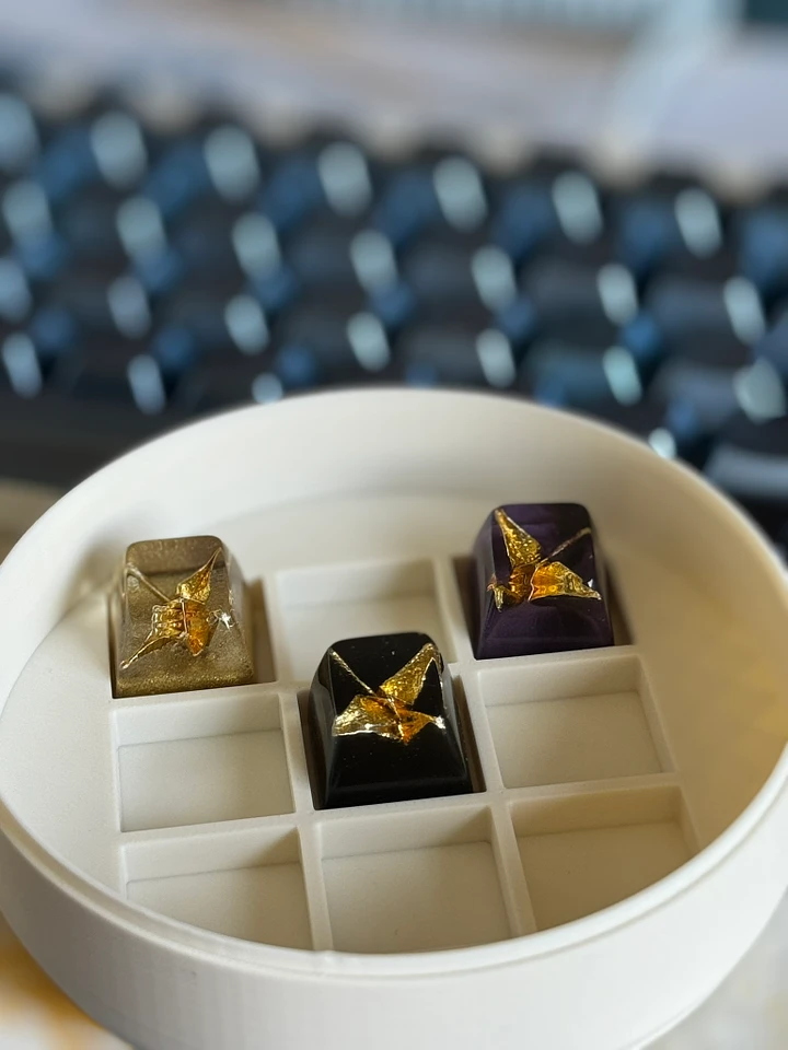 [Pre-Order] Gold Crane SA R1 Keycaps product image (1)