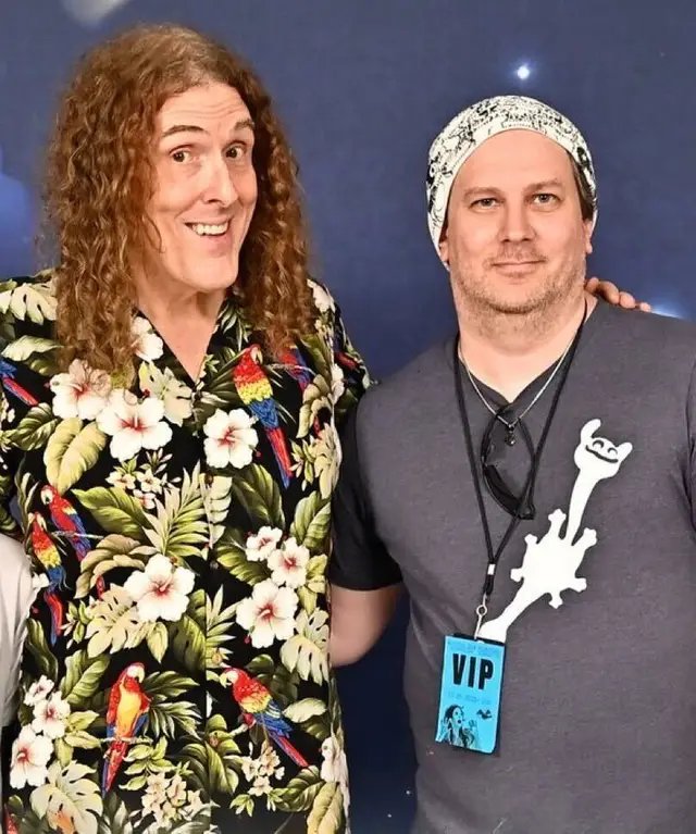 When your shirt ends up in the same photo as Weird Al, you know you’ve made it. Xeon Xai rocking Gleeful Beasts — the wardrobe choice of champions, chaos, and beasts. 🌀 Grab yours in our bio. Woohoo! #Animation #UnrealEngine #Puppets #Music #ComedyVideo