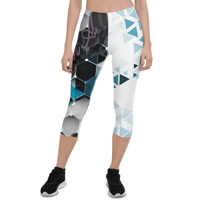 PGMA Geometric Art Capri Leggings product image (1)