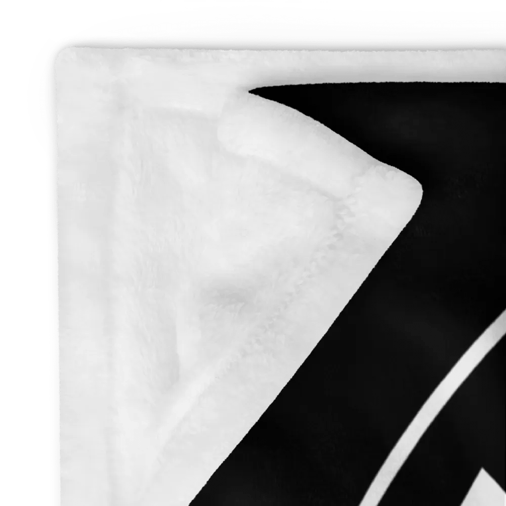 "VERY GOOD VERY NICE" | Throw Blanket product image (12)