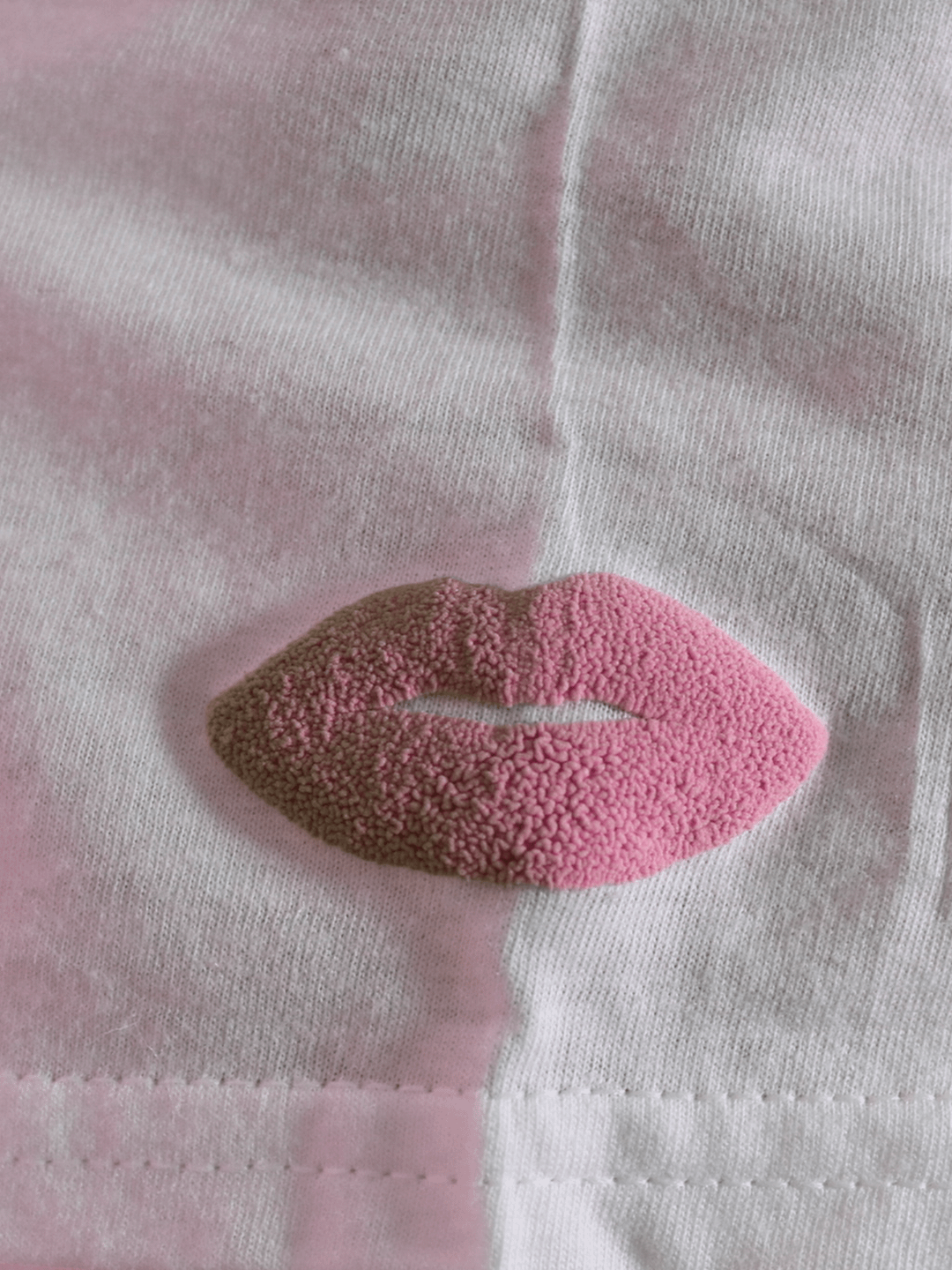 frame kissers tee shirt product image (5)