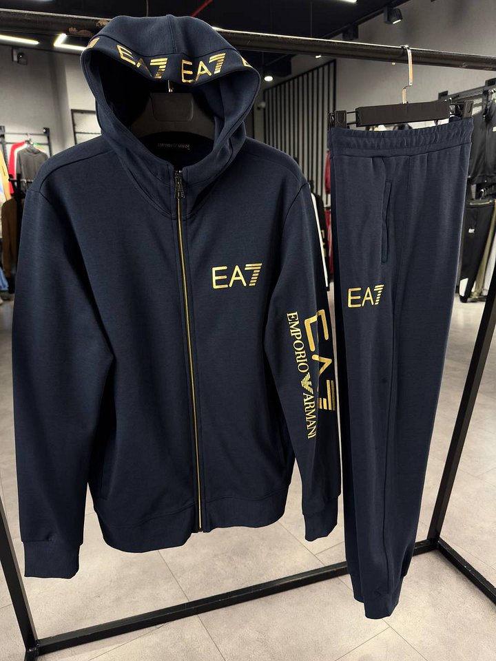 Men Tracksuit product image (2)