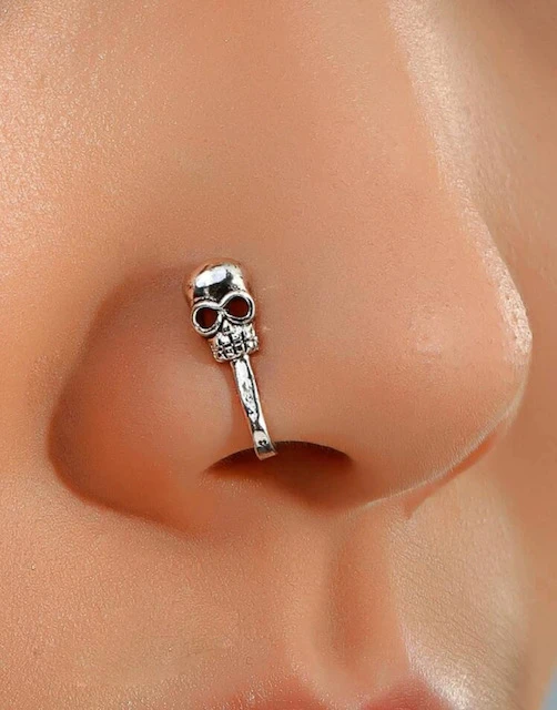 DECOR SILVER SKULL NON-PIERCED NOSE RING product image (1)