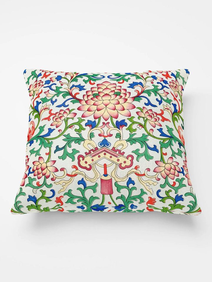 Lotus pillow product image (1)