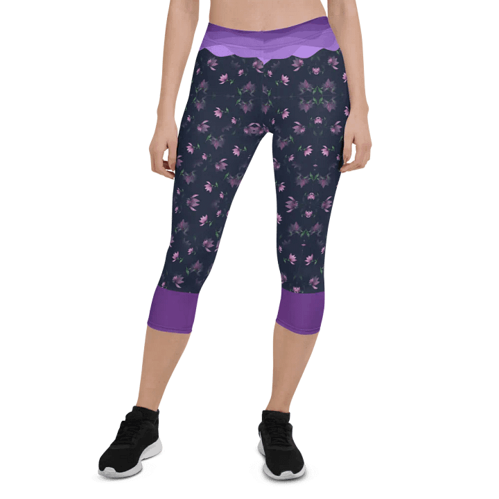 Lavender Floral whisper Capri Leggings product image (1)