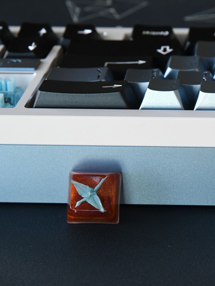 Beach Crane SA R3 Keycap product image (1)