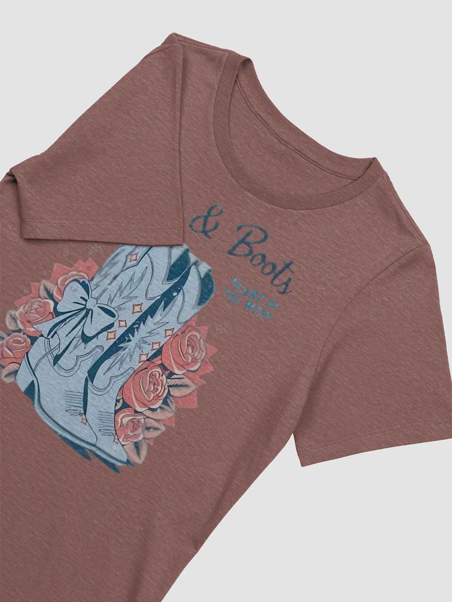 Women's Supersoft Relaxed-fit T-Shirt Wild Boots Graphics product image (3)