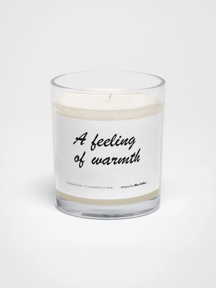 A feeling of warmth candle product image (1)