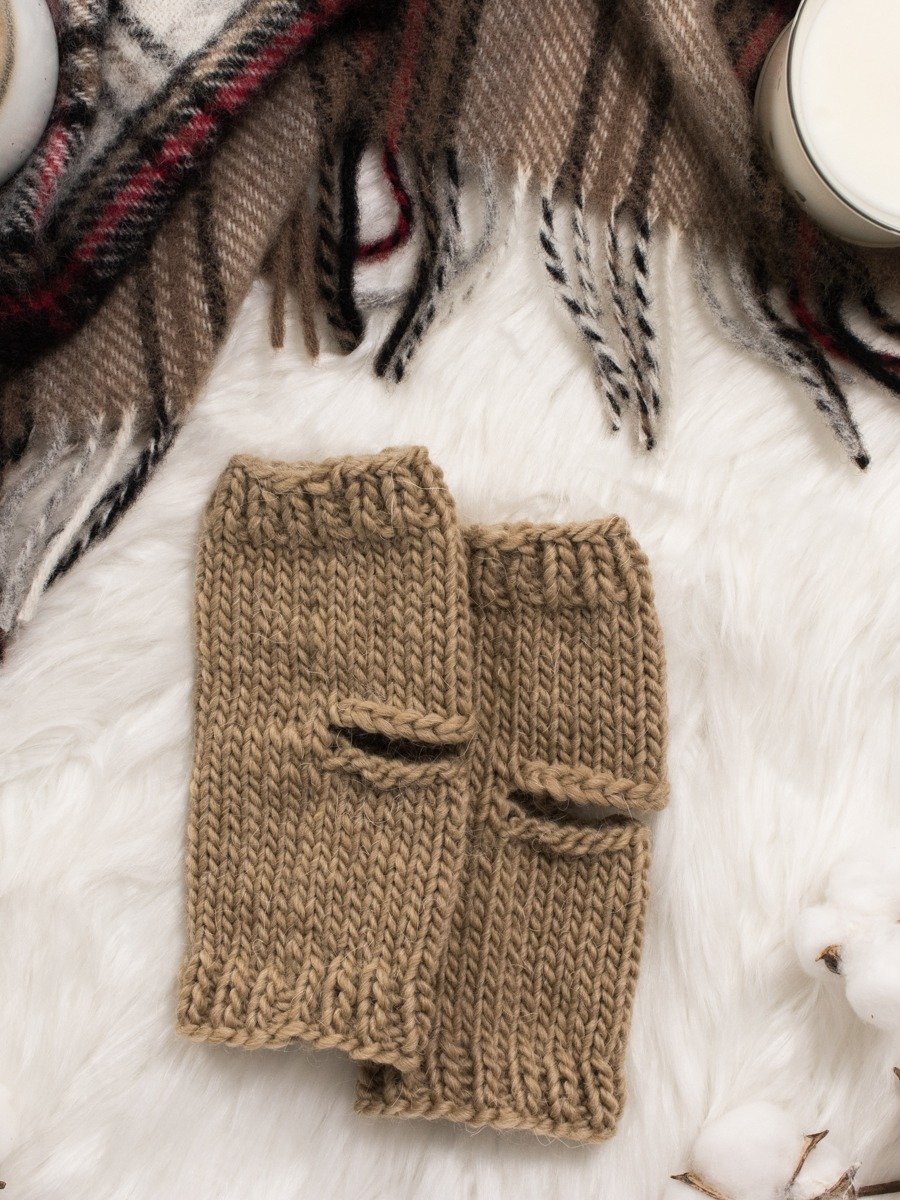 Worsted Yoga Sock Knitting Pattern - Hop To It product image (1)