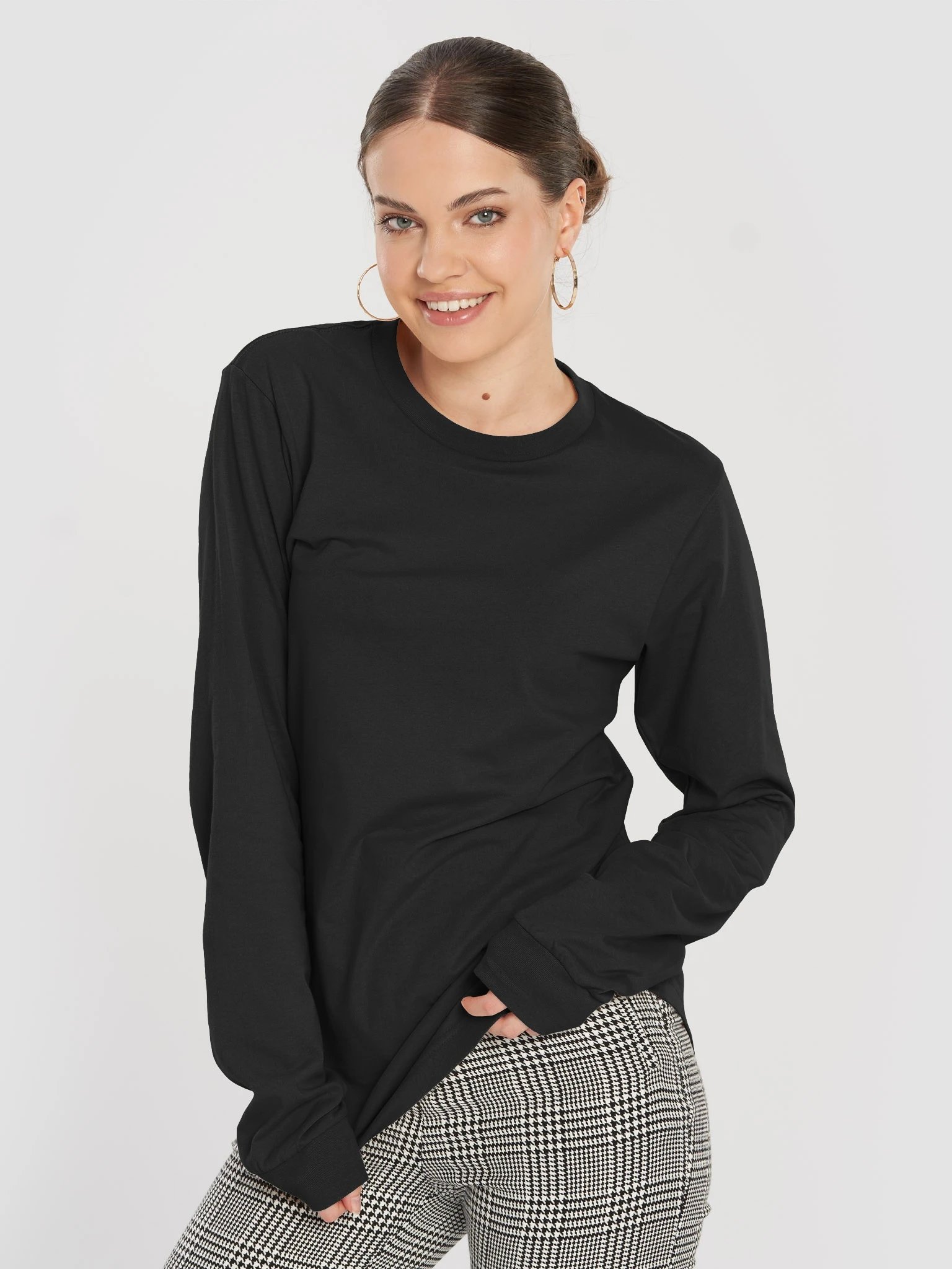Plain Color Black Long Sleeve T-Shirt product image (1)