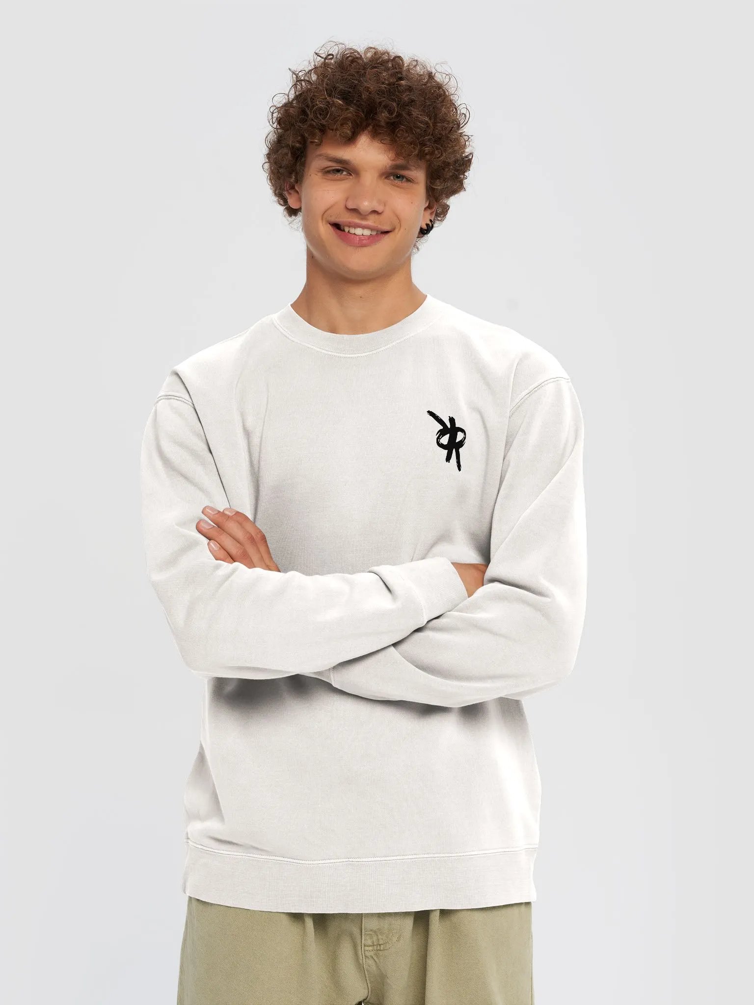 Rutra Sweatshirt - Black Logo product image (37)