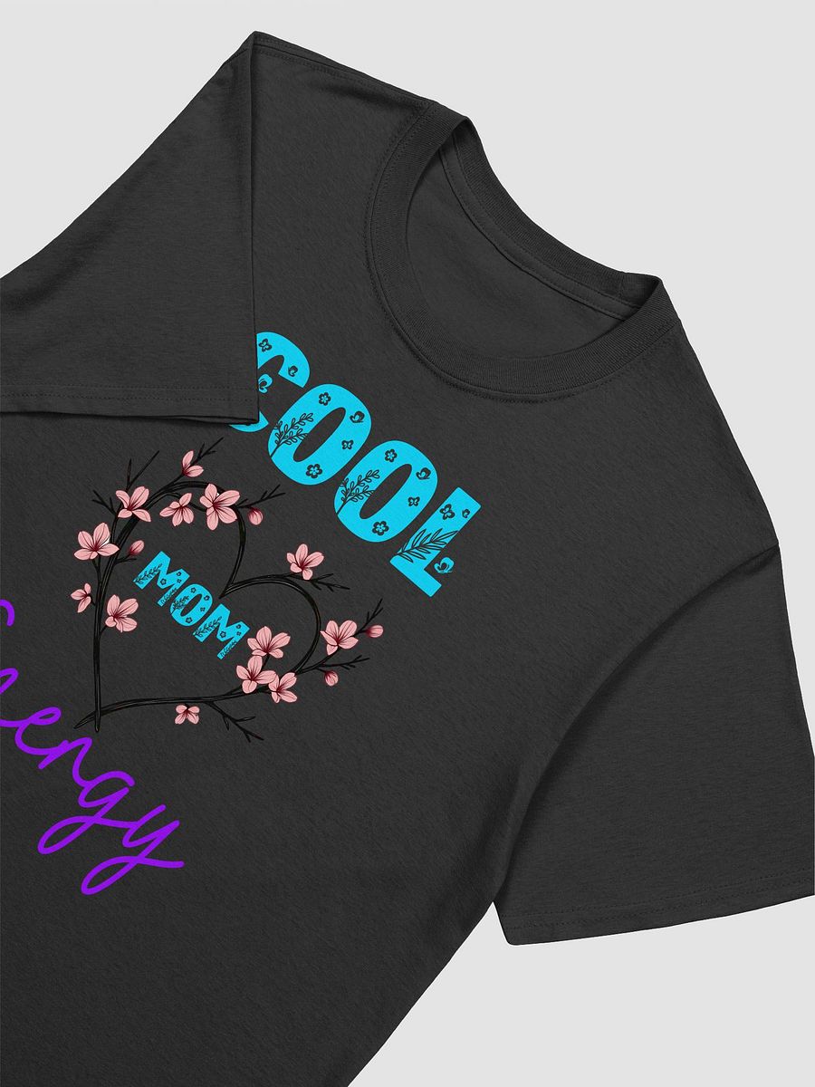 Cool Mom Energy Floral Heart T-Shirt product image (12)