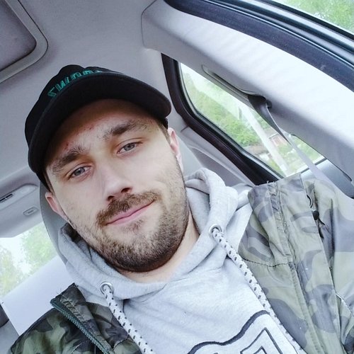 Vihdoin uutta kuvaa, ku innostu ottaa kuvan ja oli fiilis :) #finnishboy #streamers #twitch #kick #summer #kesä