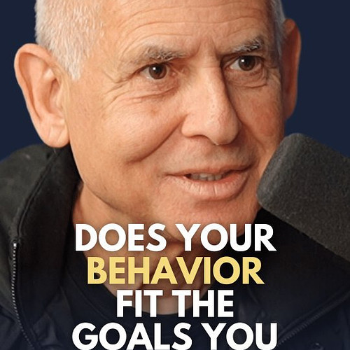 Our guest, renowned psychiatrist and brain health expert Dr. Daniel Amen @doc_amen, discussed setting intentions and aligning...