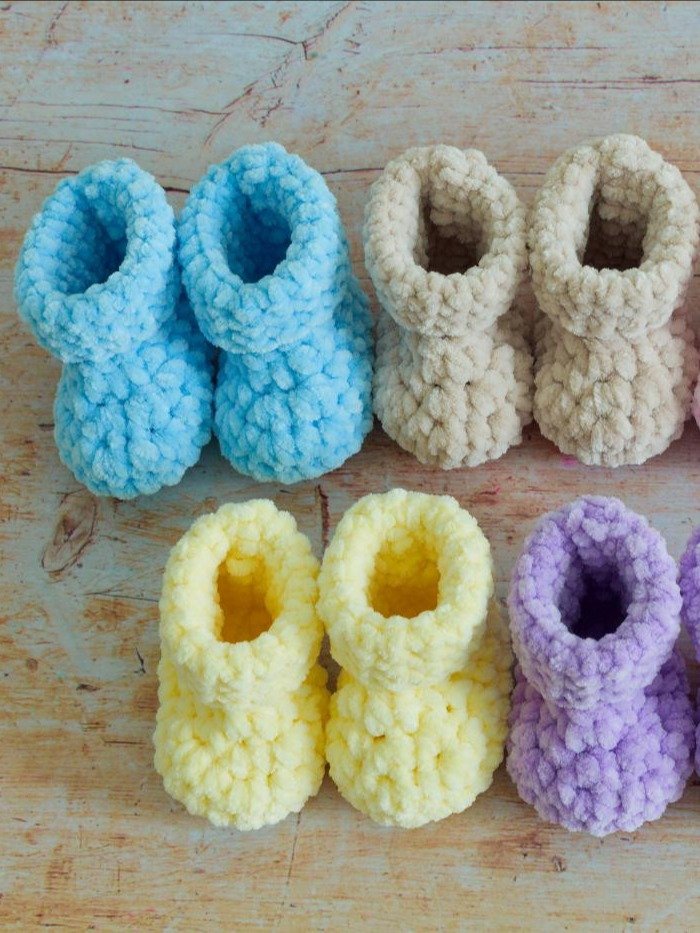 Crochet Pattern: Quick and Easy Baby Booties product image (5)