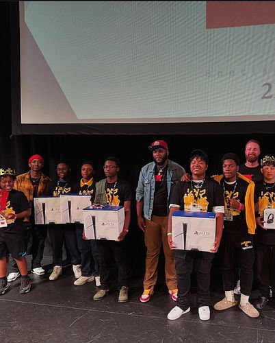 Blessed and honored to have partnered with My Brother’s Keeper Alliance and the City of Las Vegas to sponsor giveaways on beh...