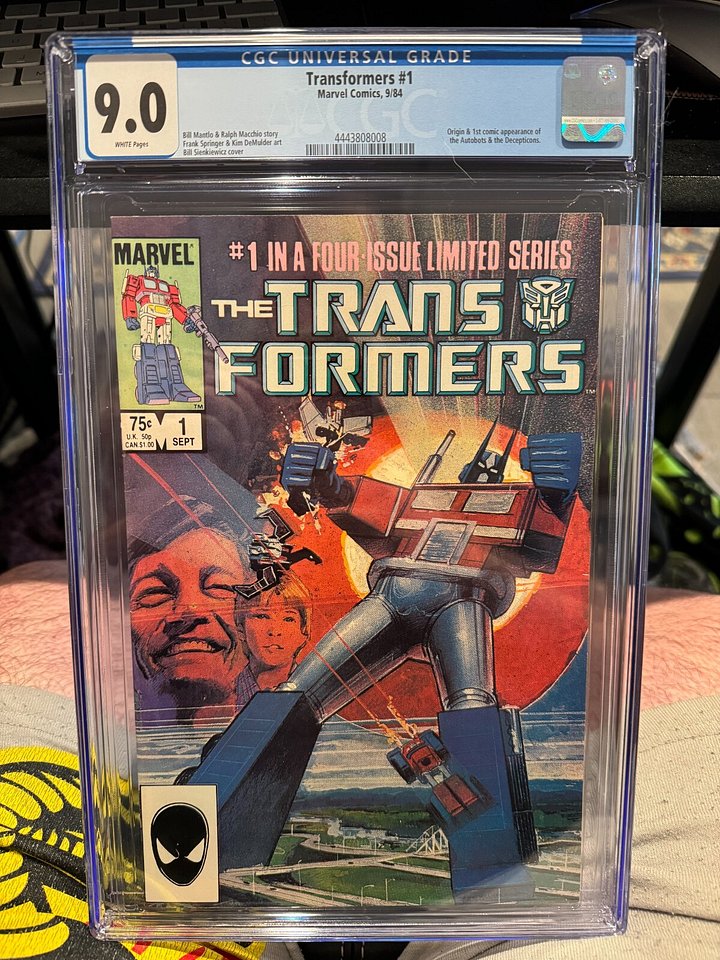 Transformers #1 (1984) | CGC 9.0 | 1st Appearance of Autobots & Decepticons | Marvel Key product image (1)