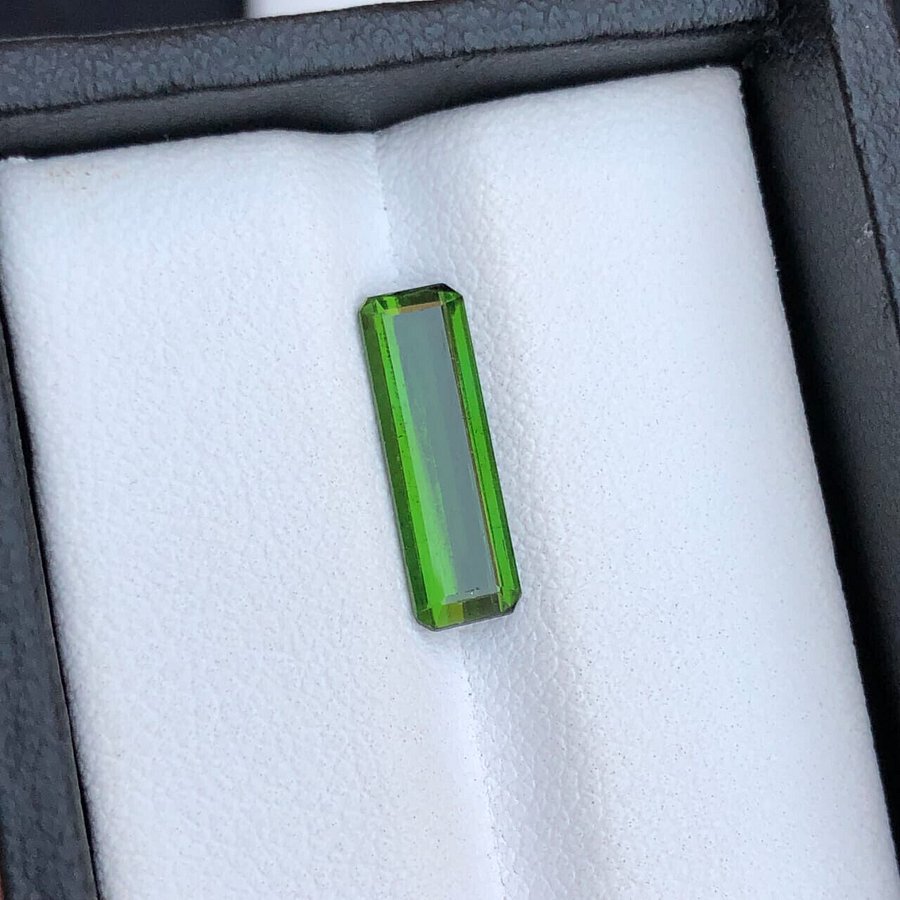 EMERALD CUT CHROME COLOR TOURMALINE FOR WIRE WRAPPING GEMSTONE FOR GIFT,1.95 CRT product image (3)