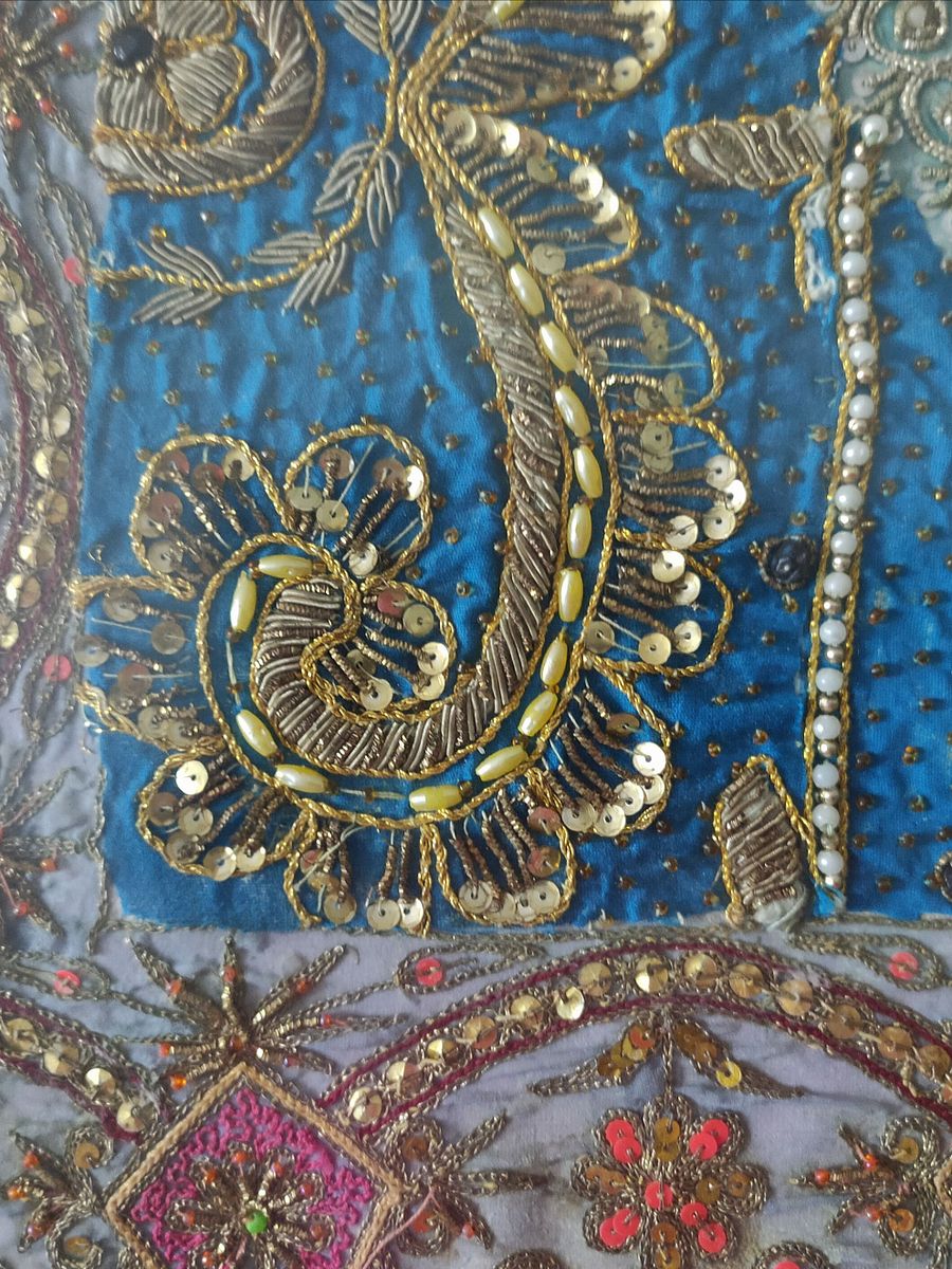Magnifica, única e rara tela bordada indiana, Luxuosa arte indiana, tela requintada product image (8)