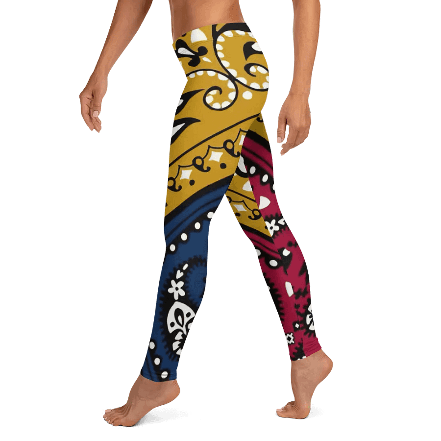 Paisley Dreams All-Over Leggings product image (10)